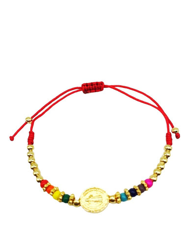 PULSERA HILO ROJA CON S. BENITO TRANSVERSAL Y PIEDRAS MULTICOLOR