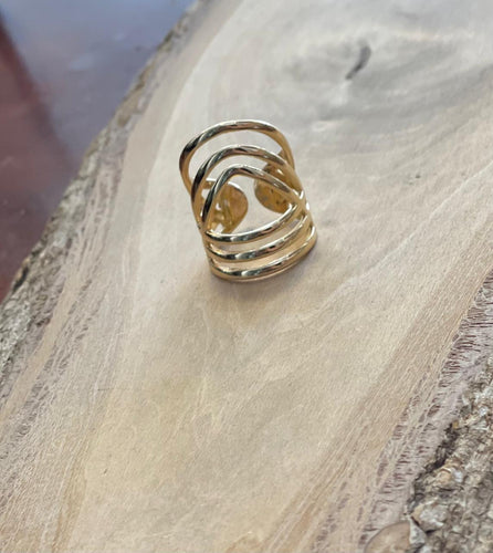 Anillo de rayas cruzadas